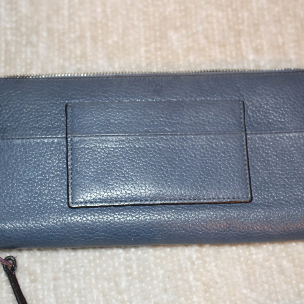 Authentic Coach Purse - Picture 3 of 8